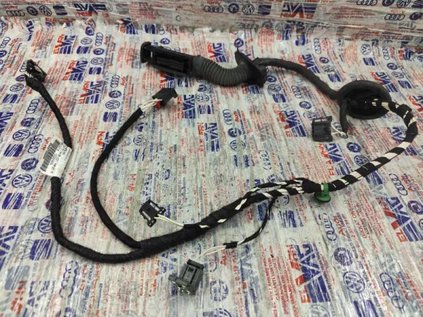 5NA971694BM | Sol Arka Kapı Tesisatı VAG