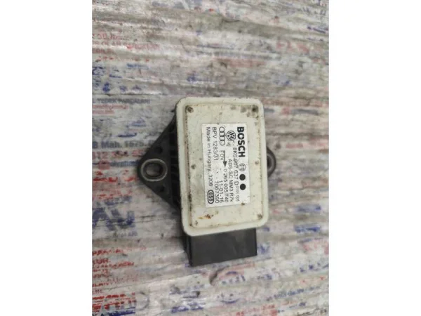 8K0907637D | Yönelim Sensörü | Audi A4, A5, Q5 VAG