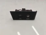 5JB035727 | USB Aux Giriş Soketi | Seat Toledo - Skoda Rapid - 1