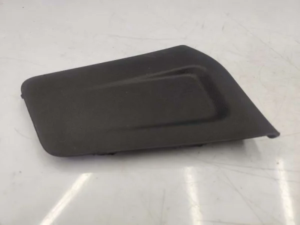 5F3867658B | Seat Leon Arka Sağ Stop Lambası Erişim Kapağı VAG