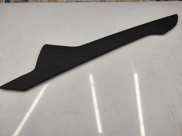 8W1863305C | Audi A4 Orta Konsol Yan Kaplaması VAG