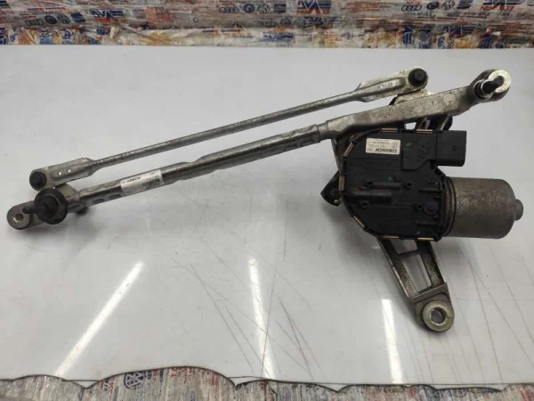 8W1955023 | Audi A4 Silecek Mekanizması VAG