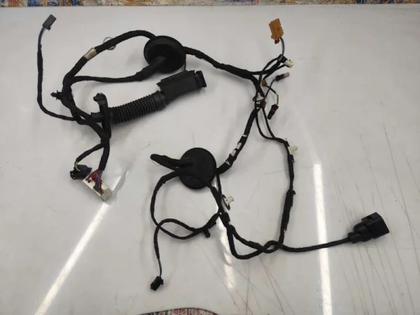 8W0971687AR | Audi A4 Kapı Kablo Tesisatı VAG