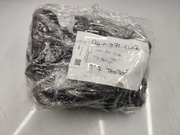 04L971610Q | VW Transporter Motor Tesisatı VAG