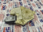 5Q4959812A | Arka Cam Motoru | VW Golf - Skoda Octavia - 1