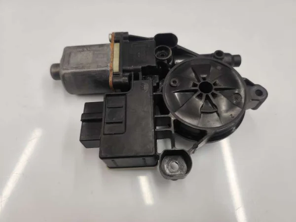 5Q0959811A | Arka Sol Cam Motoru | VW Golf, Tiguan - Seat Ateca, Leon - Skoda Octavia, Superb VAG