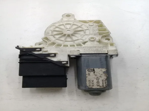 1K5839402H | VW Jetta Arka Sağ Cam Kriko Motoru VAG