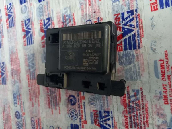 A9068205626 | Sol Ön Kapı Cam Motor Beyni VAG