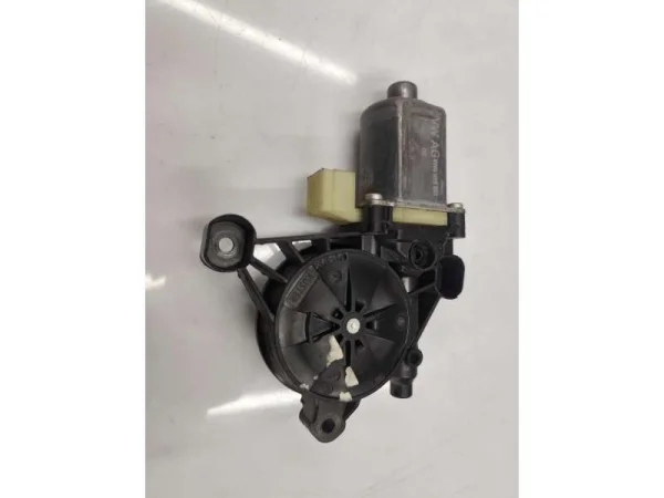 8W0959801 | Sol Ön Kapı Cam Motoru | VW E-Golf, Golf - Audi A4, Q7 VAG