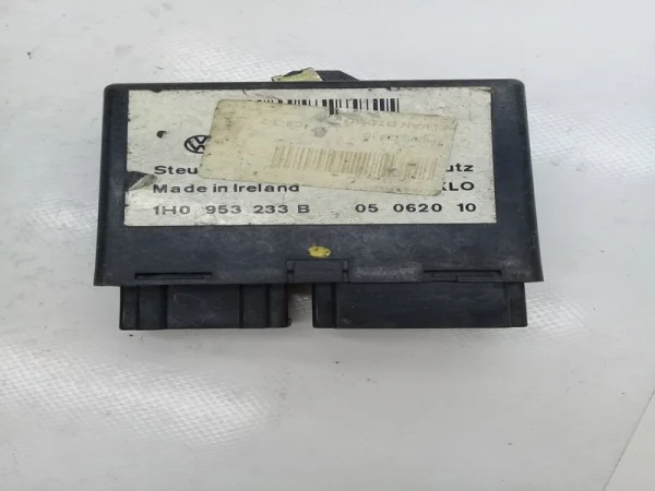 1H0953233B | Alarm Kontrol Beyni | VW Golf, Jetta VAG