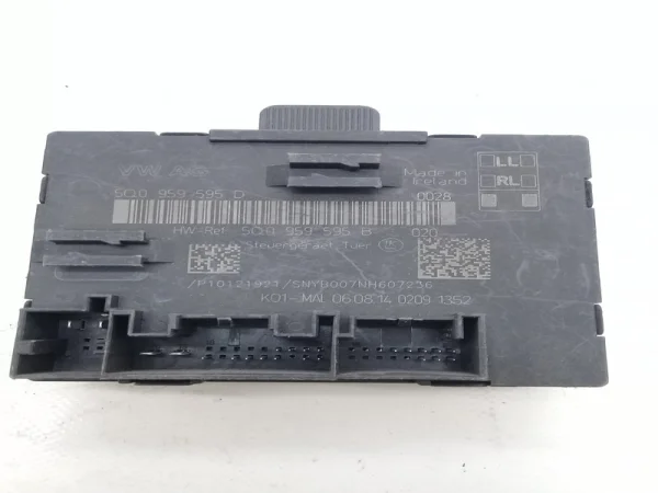 5Q0959595D | Kapı Kontrol Beyni | VW Passat - Audi A3, RS 3 VAG