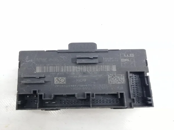 5Q0959592E | Kapı Beyni | VW E-Golf, Golf, Passat - Audi A3, Q2 - Skoda Superb VAG
