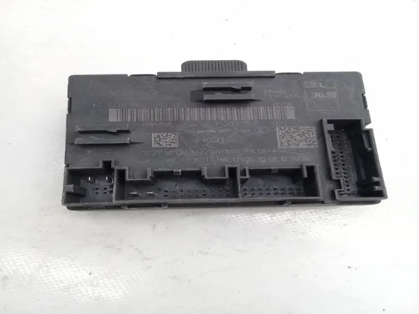 5Q0959593D | Kapı Beyni | VW E-Golf, Golf, Passat - Audi A3, RS 3 - Skoda Superb VAG