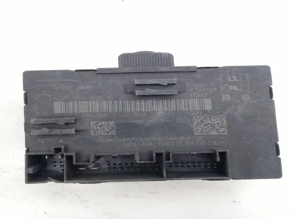 5Q0959595E | Kapı Kontrol Beyni | VW Passat, Tiguan, Touran - Audi A3, Q2 - Skoda Superb VAG