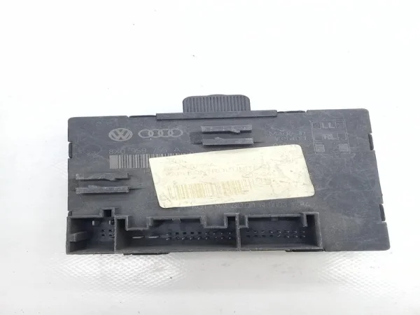 8X0959795A | Audi Q3 Arka Kapı Kontrol Ünitesi VAG
