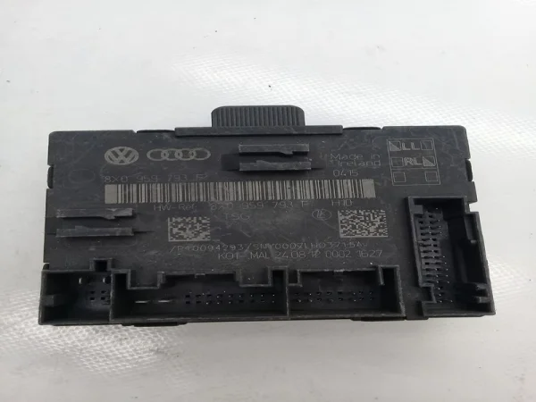 8X0959793F | Kapı Beyni | Skoda Superb, Yeti VAG