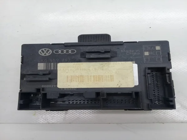 8K0959792 | Audi A5 Sağ Kapı Beyni VAG