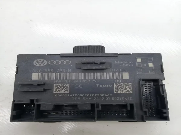 8K0959793B | Audi A4 Sol Ön Kapı Beyni VAG