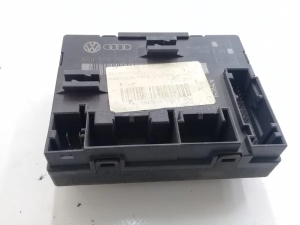 8K0959793D | Kapı Beyni | Audi A4, A5, Q5 VAG