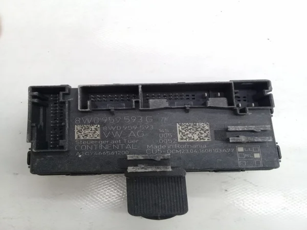8W0959593G | Audi A4 Kapı Beyni VAG