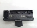 8W0959593G | Audi A4 Kapı Beyni - 1