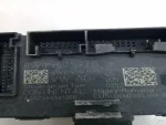 8W0959593G | Audi A4 Kapı Beyni - 2