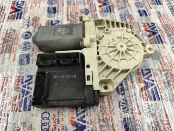 1K0959792C | Sağ Ön Cam Motoru ve Beyni VAG