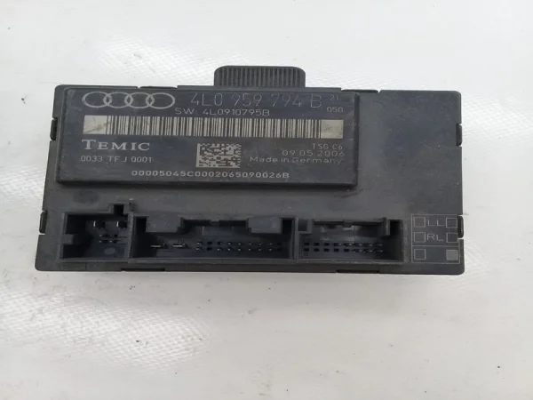 4L0959794B | Audi Q7 Arka Sağ Kapı Beyni VAG