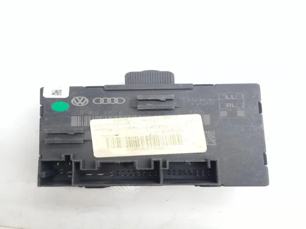 4G8959795A | Kapı Beyni VAG