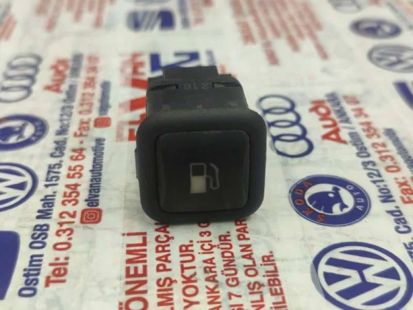 3B0959833A | Depo Kapağı Açma Düğmesi | VW Bora, Golf, Jetta, Passat - Seat Leon VAG
