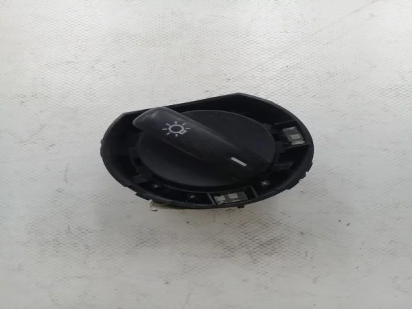 1K0941431A | Sis Farlı Far Düğmesi | VW Eos, Golf, Jetta, Passat, Touran VAG