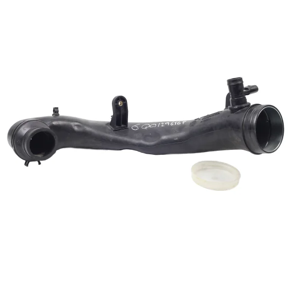6Q0129656P | İntercooler Hortumu VAG