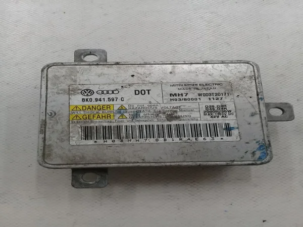 8K0941597C | Xenon Far Beyni | Audi A3, A4, A5, A6, Q5 VAG