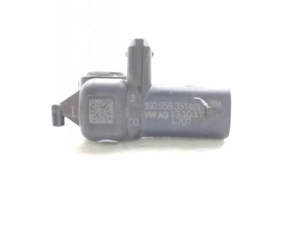 1S0959351 | Darbe Sensörü | VW Caddy, Polo, Touareg - Seat Toledo - Skoda Citigo, Fabia VAG