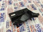 1K1823633 | Kaput Açma Kolu Alt Plastiği | VW Bora, Eos, Golf, Jetta, Passat - 3