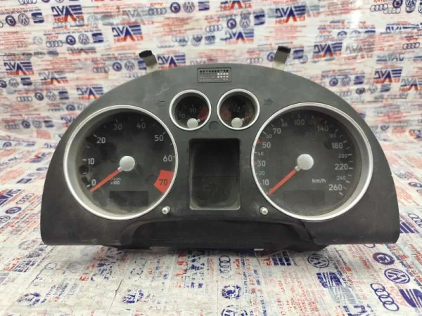 8N1920860J | Audi TT Gösterge Paneli VAG
