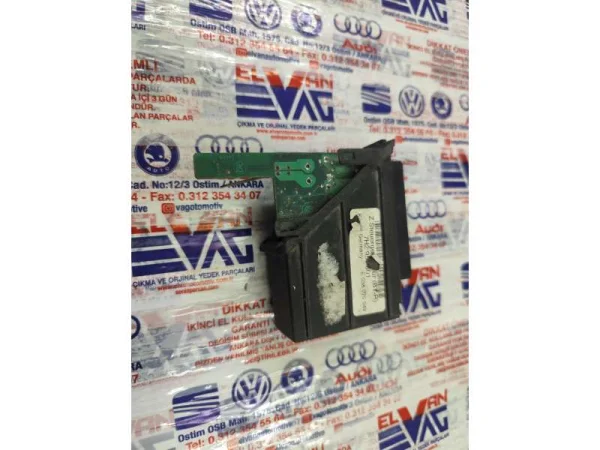 7H2959801 | Elektrikli Ön Sol Cam Kriko Motoru VAG