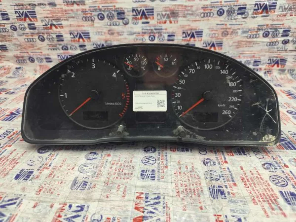 8D0920900M | Audi A4 Gösterge Paneli VAG