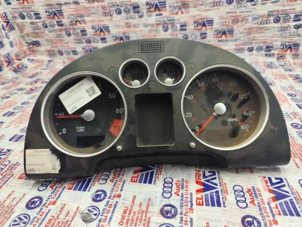 8N1920930E | Audi TT Gösterge Paneli VAG
