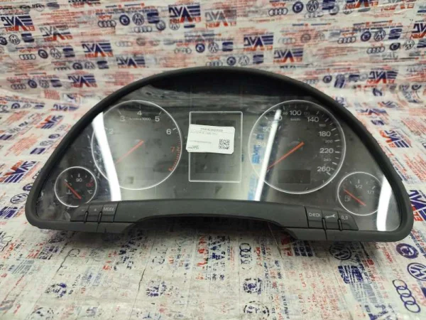 8E0920930S | Audi A4 Gösterge Paneli VAG