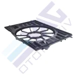 8W0121207B | Fan Davlumbazı | Audi A4, Q7 - 2