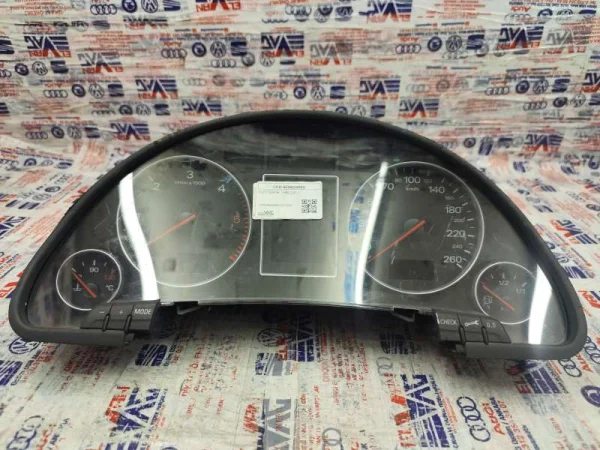 8E0920900G | Audi A4 Gösterge Paneli VAG