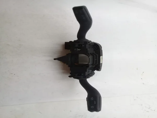 8E0953549S | Direksiyon Kolon Elektroniği Beyni VAG