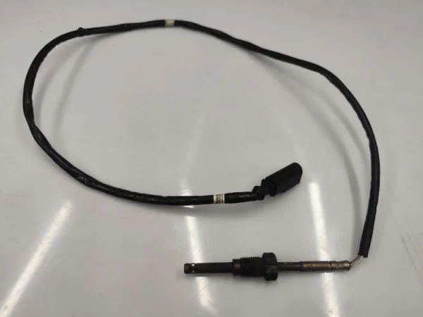 03L906088CQ | VW Amarok Egzoz Sıcaklık Sensörü VAG