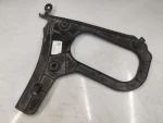8V5807378 | Audi A3 Arka Sağ Tampon Braketi - 2