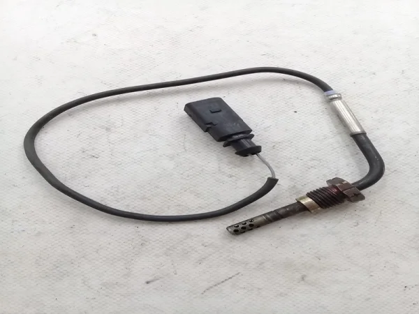 059906088BJ | Egzoz Sıcaklık Sensörü | VW Touareg - Audi A4, A5, A6, A7, A8 VAG