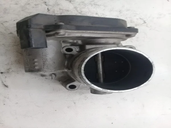 06F133062Q | Gaz Kelebeği | VW Amarok, CC - Audi A1, A3 - Seat Alhambra, Altea VAG