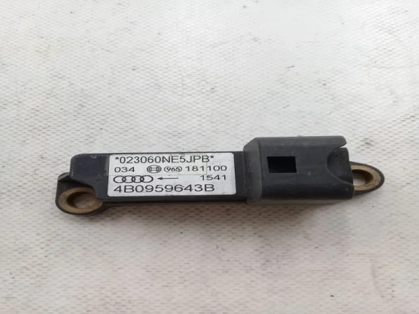 4B0959643B | Audi A6 Darbe Sensörü VAG