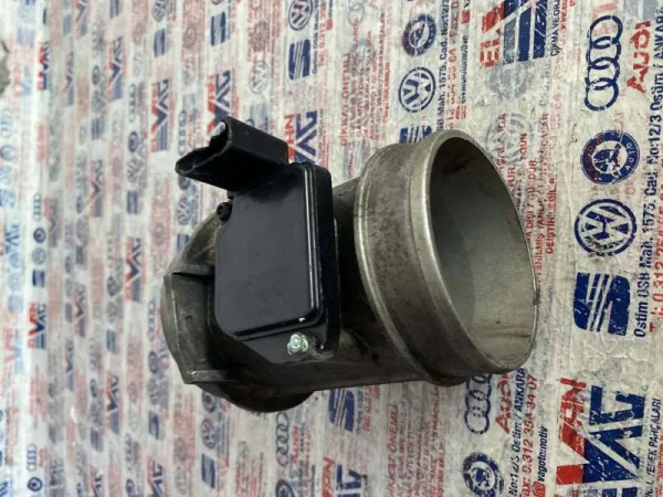 059906461D | Debimetre | VW Passat - Audi A4, A6, A8 VAG