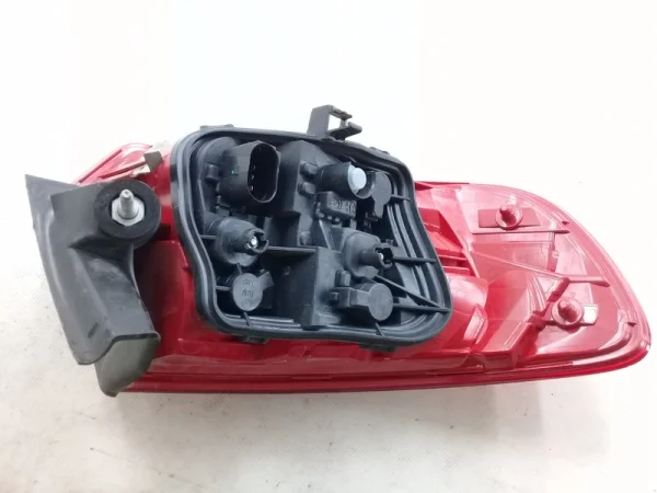 8P4945096F | Audi A3 Sağ Dış Arka Stop VAG